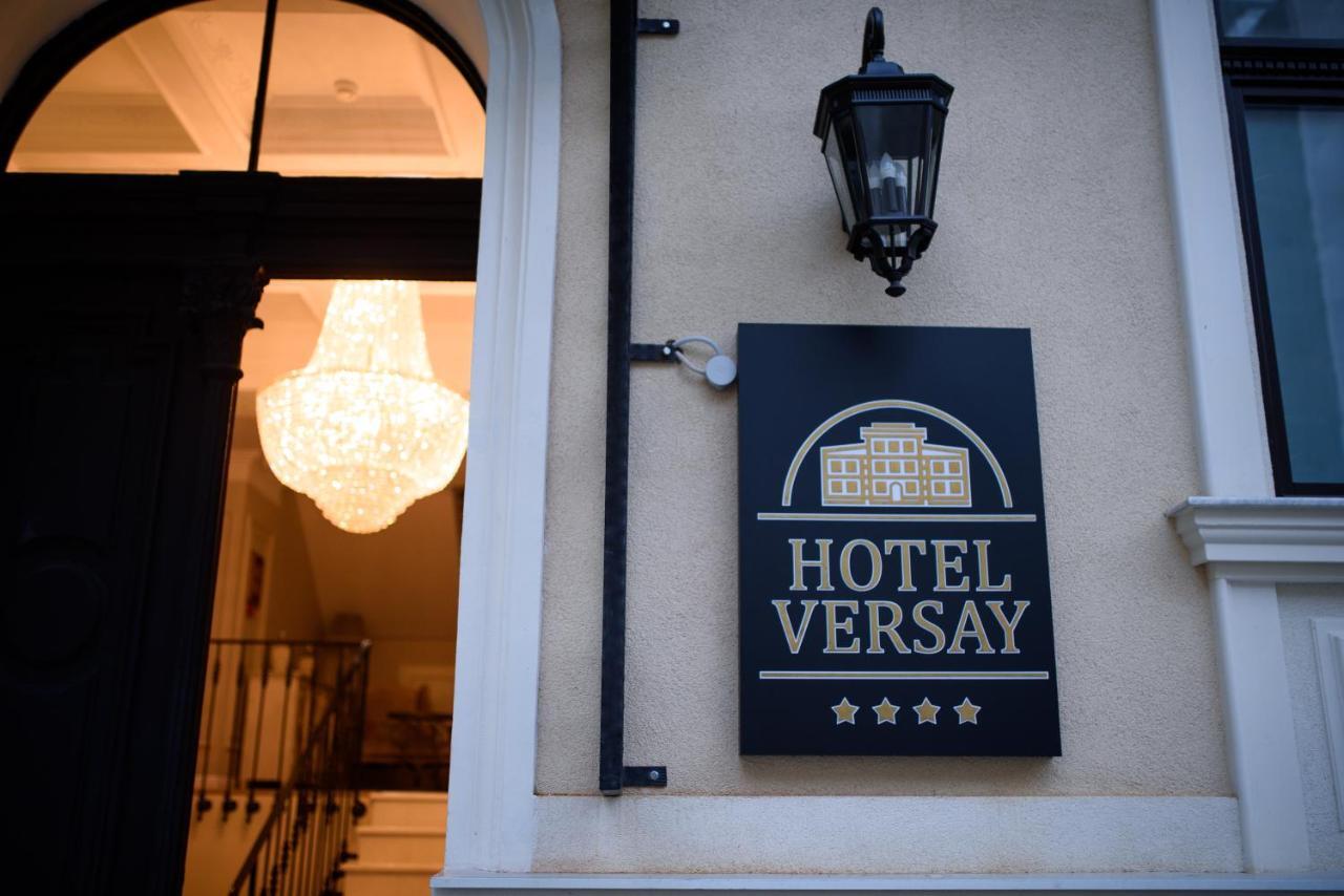 Hotel Versay Baile Herculane Ngoại thất bức ảnh